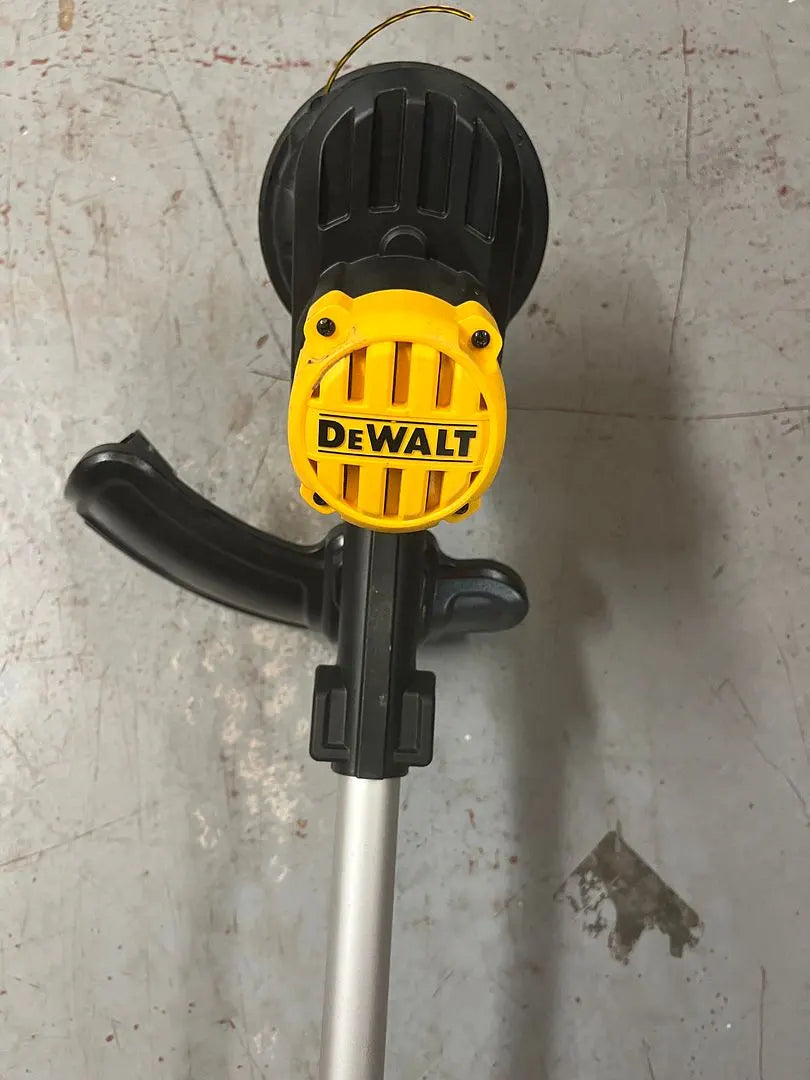 Dewalt 20V 13 in. Cordless String Trimmer (Tool Only) Q456X18