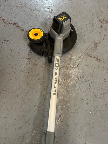 USED Dewalt 20V 7.5 in. Cordless Lawn Edger (Tool Only) Q456X13
