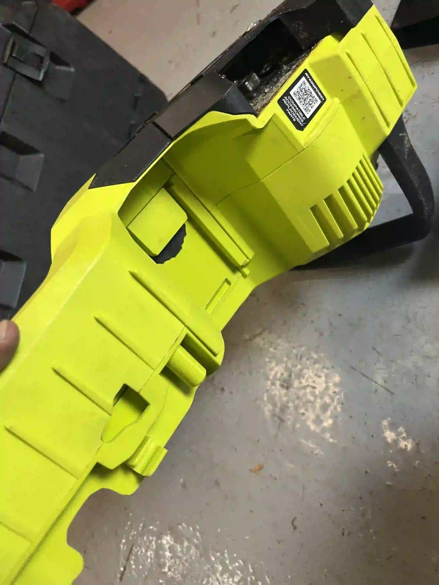 NO CHAIN BLADE USED Ryobi 40V HP 18 in. Chainsaw Kit ONE 6Ah Battery & Charger RY40HPCW01K Q500X11
