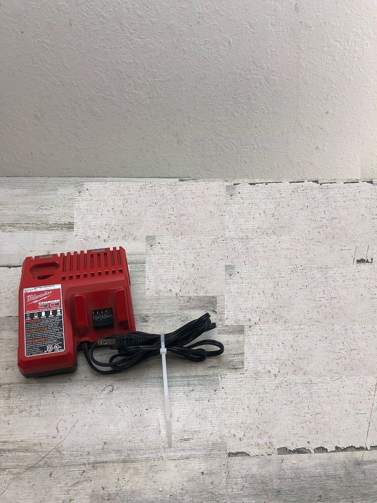 Milwaukee m12 2025 multi battery charger
