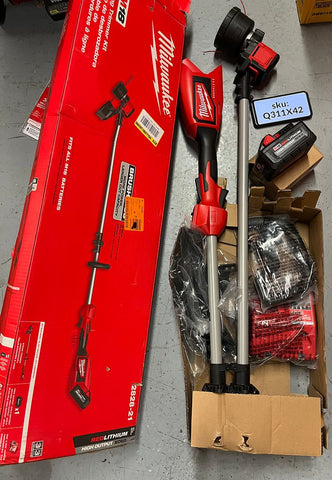 Milwaukee M18 FUEL 18V String Trimmer QUIK-LOK Attachment Capability Kit One 8Ah Battery & Charger