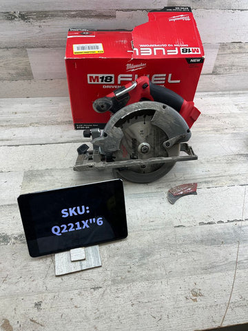 Milwaukee M18 FUEL 18V 6 1/2 in. Circular Saw (Tool Only) Guard Broken Fully functional